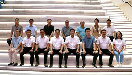 厦门市委墟落振兴办主任、市农业农村局局长邱武伟一行莅临恒峰g22调研指导